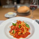 Foto de Tagliatelle artesanales al huevo con salsa casera pomodoro