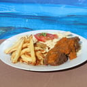 Foto de Carne Mechada con agregado, dos a elegir.: arroz, fideos, ensaladas o papas fritas, otra opción preguntar, suma al valor inicial