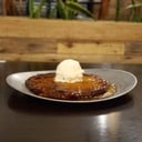 Foto de Panqueques de manzana al rhum con bocha de helado