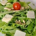 Foto de Ensalada de mix de verdes con parmesano