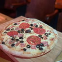 Foto de PIZZA NAPOLITANA para compartir 